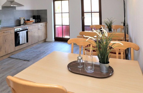 Ostseebad Wustrow Apartamento | Double room with balcony directly at the harbor of Wustrow