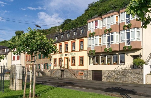 Bernkastel Casa | Habitación doble ducha / WC / sauna de vapor / balcón "Superior" - Hotel Bären