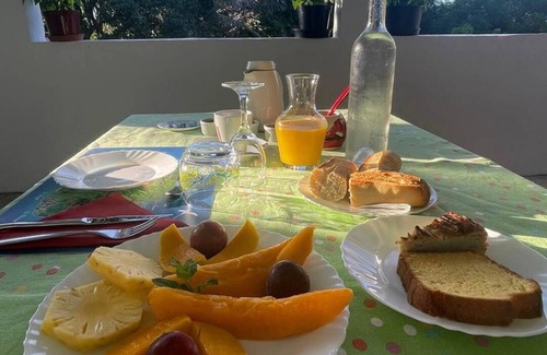 Saint-Joseph Casa | Adénora bed and breakfast