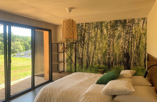 Gemil Cama Y Desayuno | Double room with balcony.