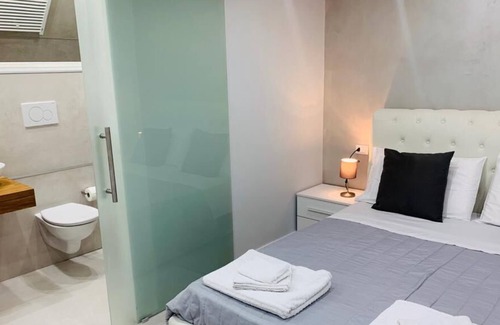 Trento Old Town Casa | Double room with en suite bathroom