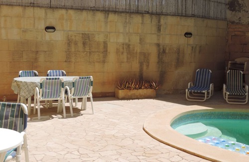 Santu Pietru Cama Y Desayuno | Habitación doble con baño privado y uso de piscina.