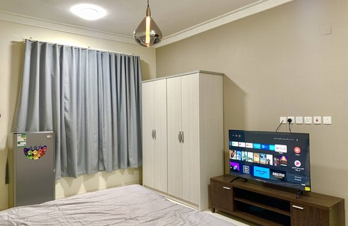 Riyadh Apartamento | Double room with private bathroom, separate entrance and self-entry