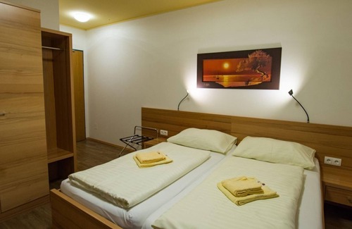 Sankt Egidi Cama Y Desayuno | Habitación doble con ducha, aseo - Gasthof Egidiwirt