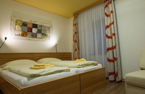 Sankt Egidi Cama Y Desayuno | Habitación doble con ducha, aseo - Gasthof Egidiwirt