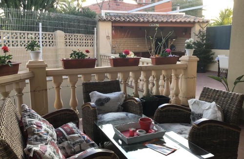 El Albir Cama Y Desayuno | Habitación doble con baño compartido y zonas comunes compartidas R4