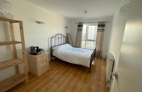 Peninsula Casa | Double room with shared bathroom LGBTQ friendly