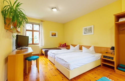 Cottbus Cabaña | Double room with shared bathroom 2 - Jugendgästehaus