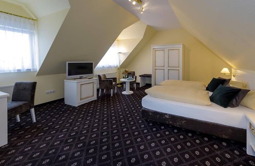 Heldenbergen Apartamento | Vrbo Property