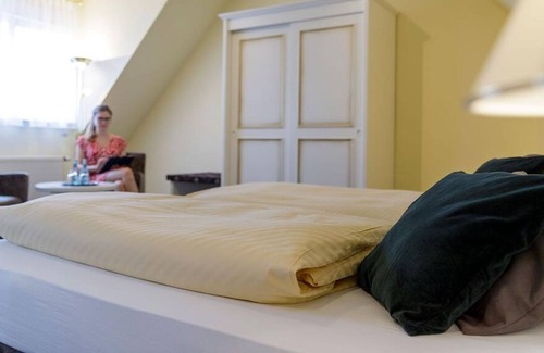 Heldenbergen Apartamento | Vrbo Property