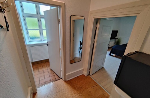 Hovedgard Cama Y Desayuno | Provstegården Cama y desayuno - Habitación doble w / terraza - Parque Privado - Relajante