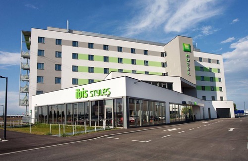 Parndorf Casa | Double room WITHOUT breakfast, shower, WC - ibis Styles Parndorf Neusiedler See