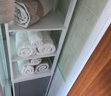 Kidderminster Casa | Double rooms available, near Safari Park & Hospital