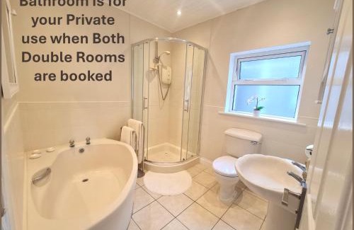 Douglas Casa | Double & Single Room Options in Quiet, Relaxing Home in Frankfield