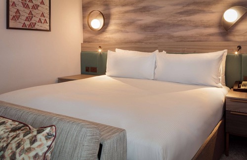 Bath Hotel | Doubletree by Hilton Bath