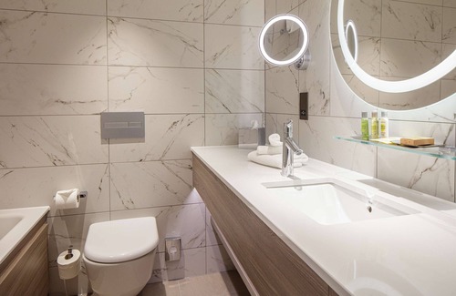 Bath Hotel | Doubletree by Hilton Bath