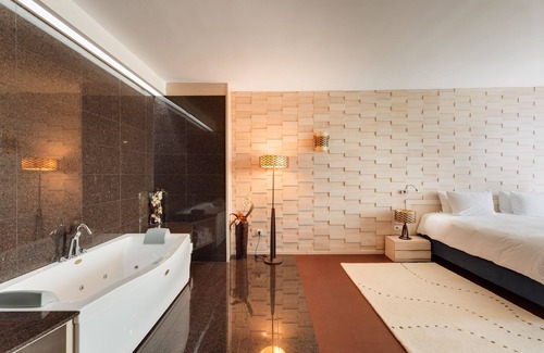 Old Town Hotel | DoubleTree by Hilton Cluj – City Plaza