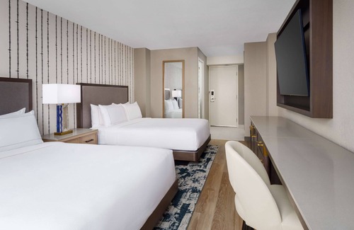 Charlotte Center City Hotel | DoubleTree by Hilton Charlotte City Center