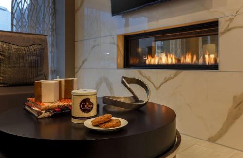 Evansville Hotel | DoubleTree by Hilton Evansville