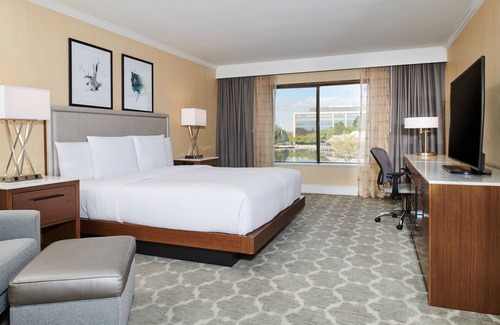 Salt Lake City Hotel | DoubleTree by Hilton Hotel Salt Lake City Airport