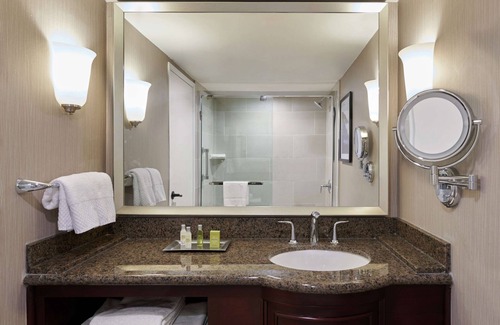 Salt Lake City Hotel | DoubleTree by Hilton Hotel Salt Lake City Airport