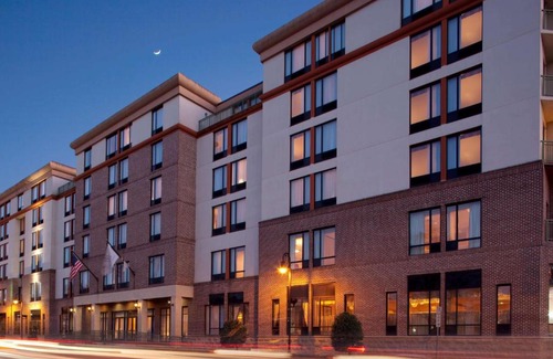 Historic District - North Hotel | DoubleTree by Hilton Historic Savannah