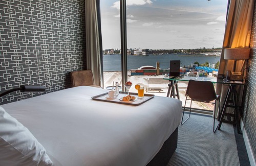 Amsterdam North Hotel | DoubleTree by Hilton Hotel Amsterdam - NDSM Wharf