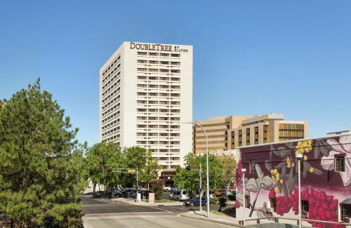 Downtown Albuquerque Hotel | DoubleTree by Hilton Hotel Albuquerque