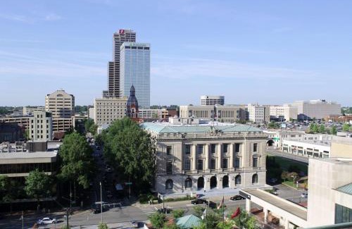 Downtown Little Rock Hotel | DoubleTree by Hilton Little Rock