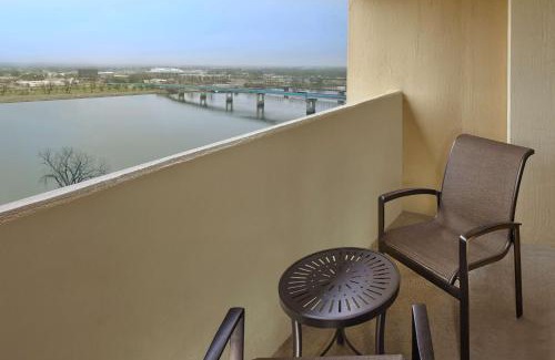 Downtown Little Rock Hotel | DoubleTree by Hilton Little Rock