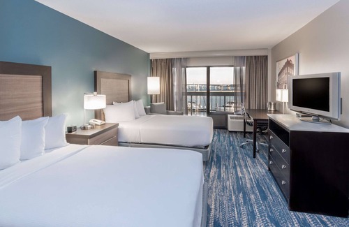 New Bern Hotel | DoubleTree by Hilton New Bern Riverfront