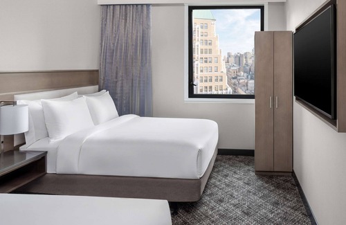Garment District Hotel | Doubletree by Hilton New York Times Square South
