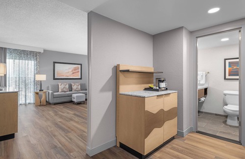 Encanto Hotel | DoubleTree by Hilton Phoenix Midtown