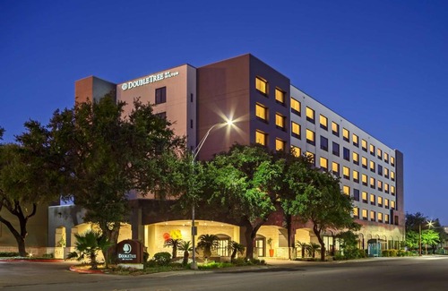 San Antonio Hotel | DoubleTree by Hilton San Antonio Downtown