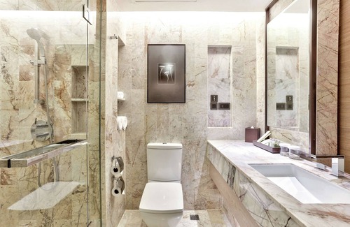 Khlong Tan Hotel | DoubleTree by Hilton Sukhumvit Bangkok