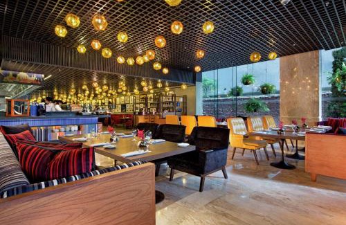 Khlong Tan Hotel | DoubleTree by Hilton Sukhumvit Bangkok