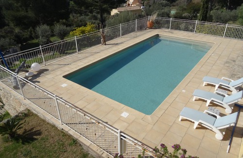 Sanary-sur-Mer Villa | Douce paréntesis sanaryenne ... clasificado 3 estrellas