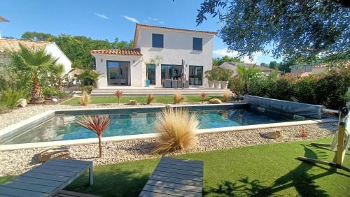 Vaison-la-Romaine Apartamento | Douce Provence Magnifique appartement neuf avec jardin proche du centre ville