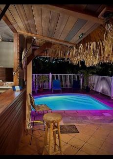 Sainte-Luce Apartamento | Douceur des Hauteurs bas de villa, piscine privée