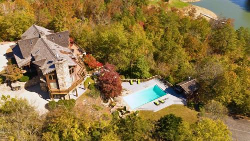 Sevierville Casa | Douglas Lake Lodge in the Smoky Mountains