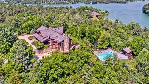 Sevierville Casa | Douglas Lake Lodge in the Smoky Mountains