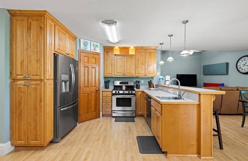 Sevierville Casa | Douglas Lakefront home - dock, decks, firepit perfect for multi-family getaway!