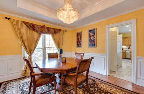 Douglasville Casa | Douglasville Lake Home with Private Pool and Gazebo!