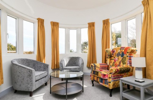 Gillan Casa | Dovefields
