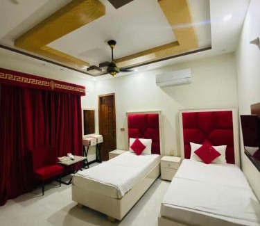 Lahore Hotel | Doveinn Hotel R1