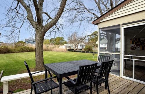 Oxford Casa | Down By The Docks