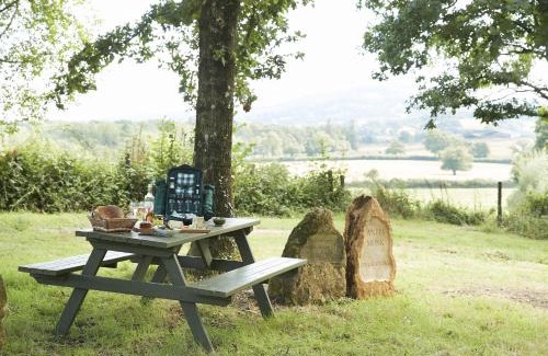 North Perrott Casa | Downclose Piggeries