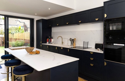 Eastbourne Casa | Downs View - family friendly holiday home