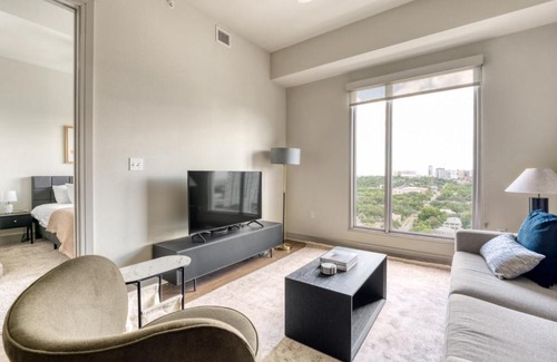 West End Apartamento | Downtown 1br w gym wd pool nr Capitol ATX-83