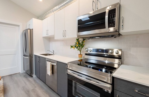 Downtown London Apartamento | Downtown 2 bedroom near Victoria park in the Middle of Entertainment District